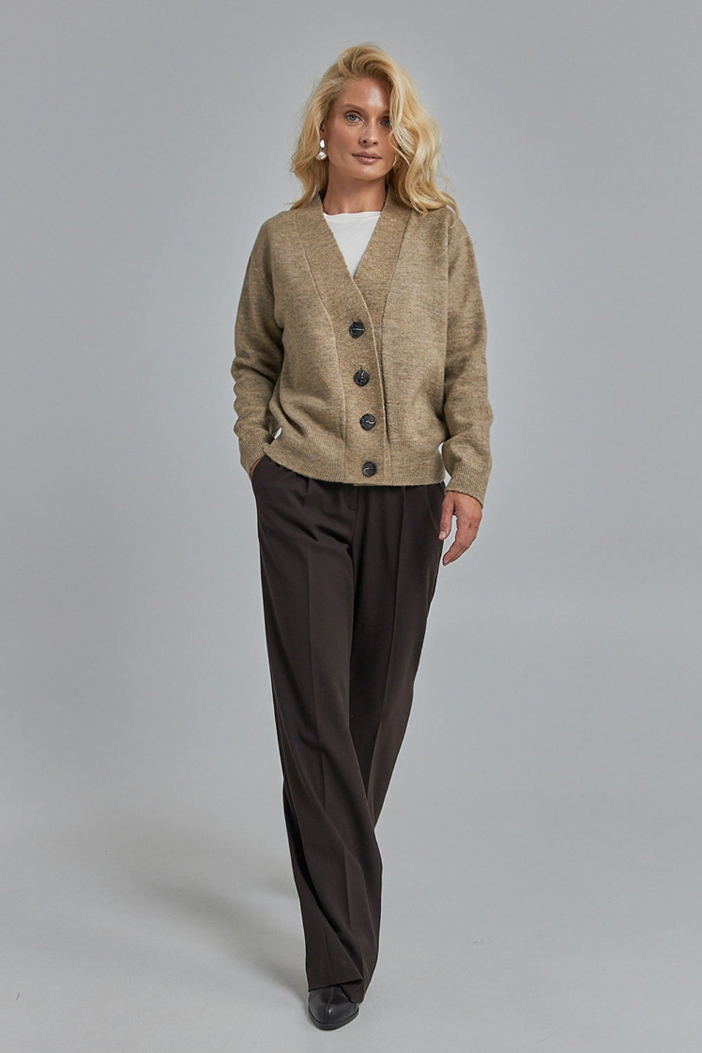 #color_taupe sage