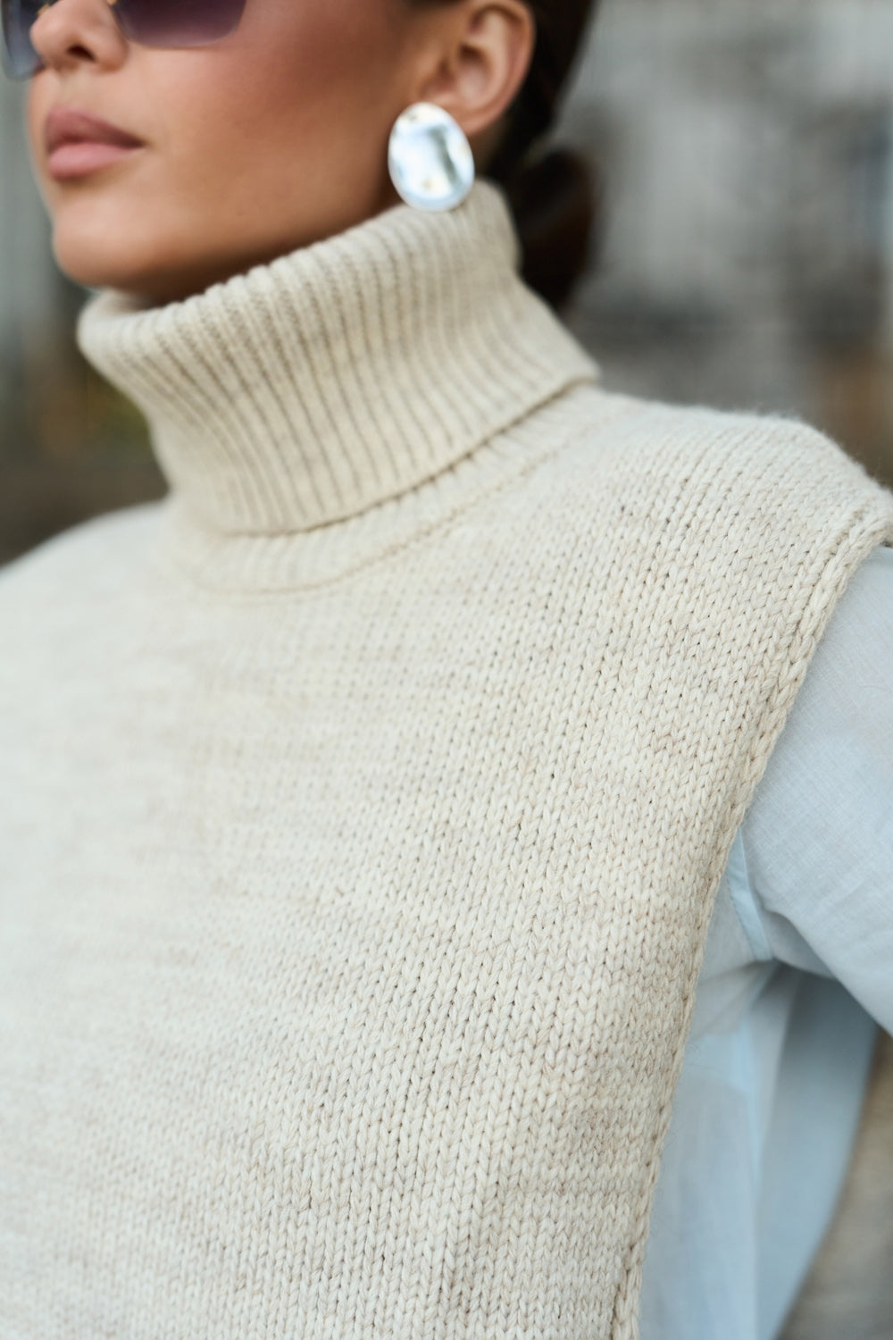 Women’s Wool Knit Turtleneck Dickey Shoulder Warmer