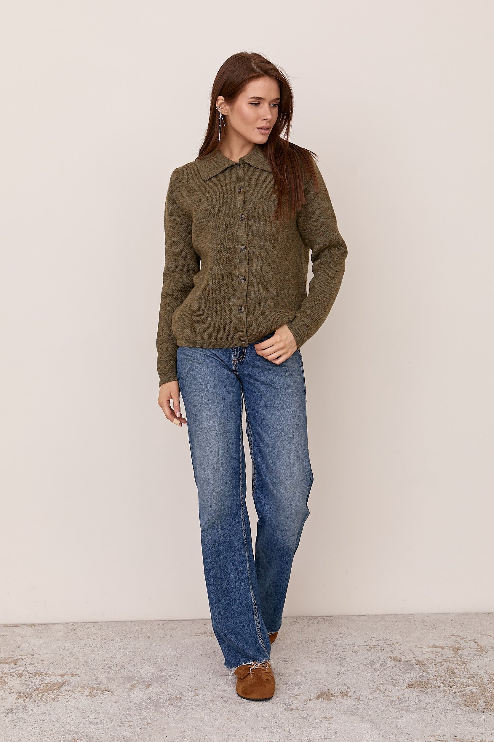 #color_olive moss