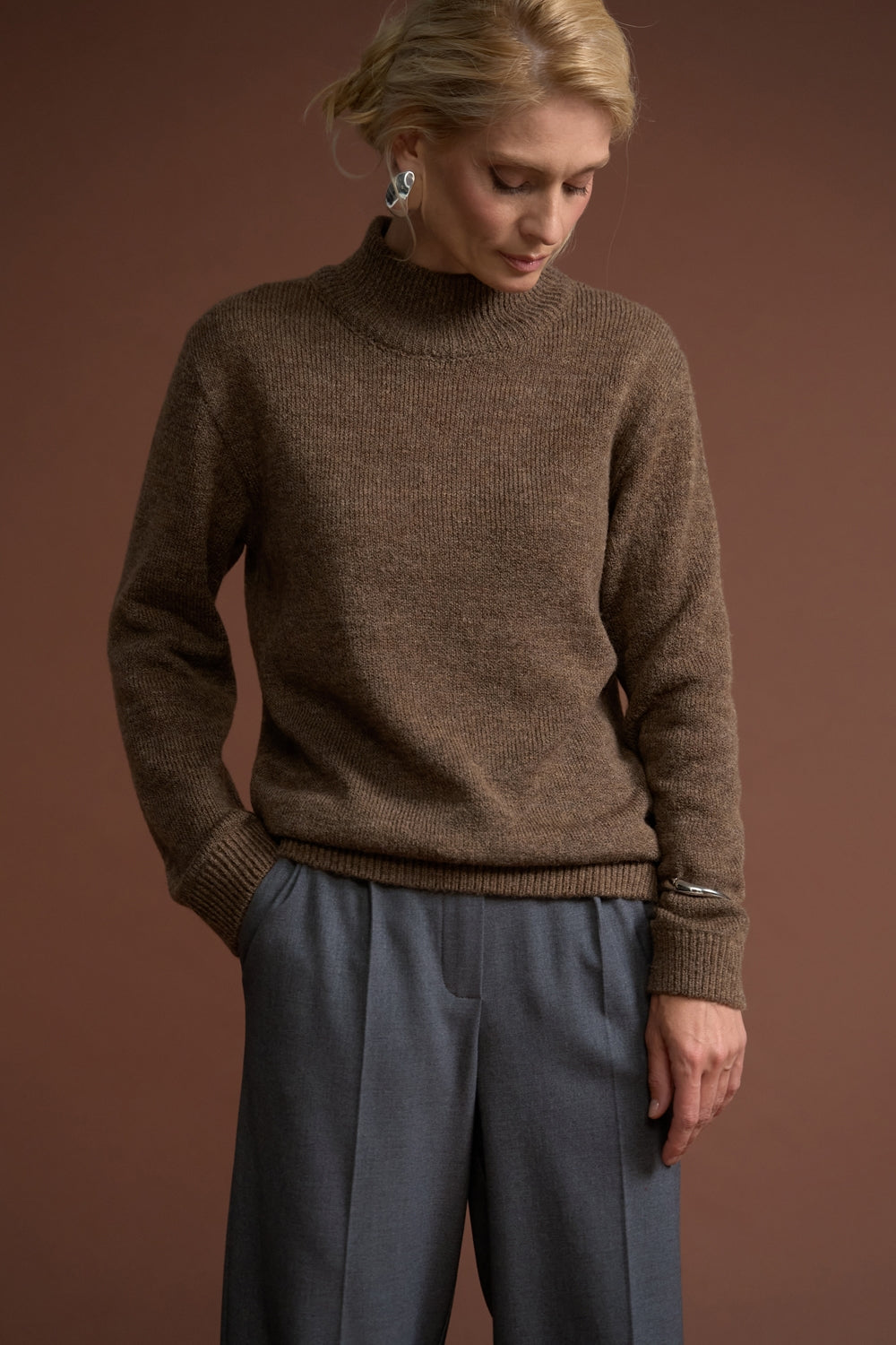 #color_chestnut brown