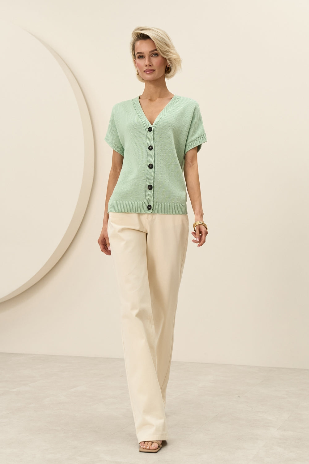 #color_pistachio green