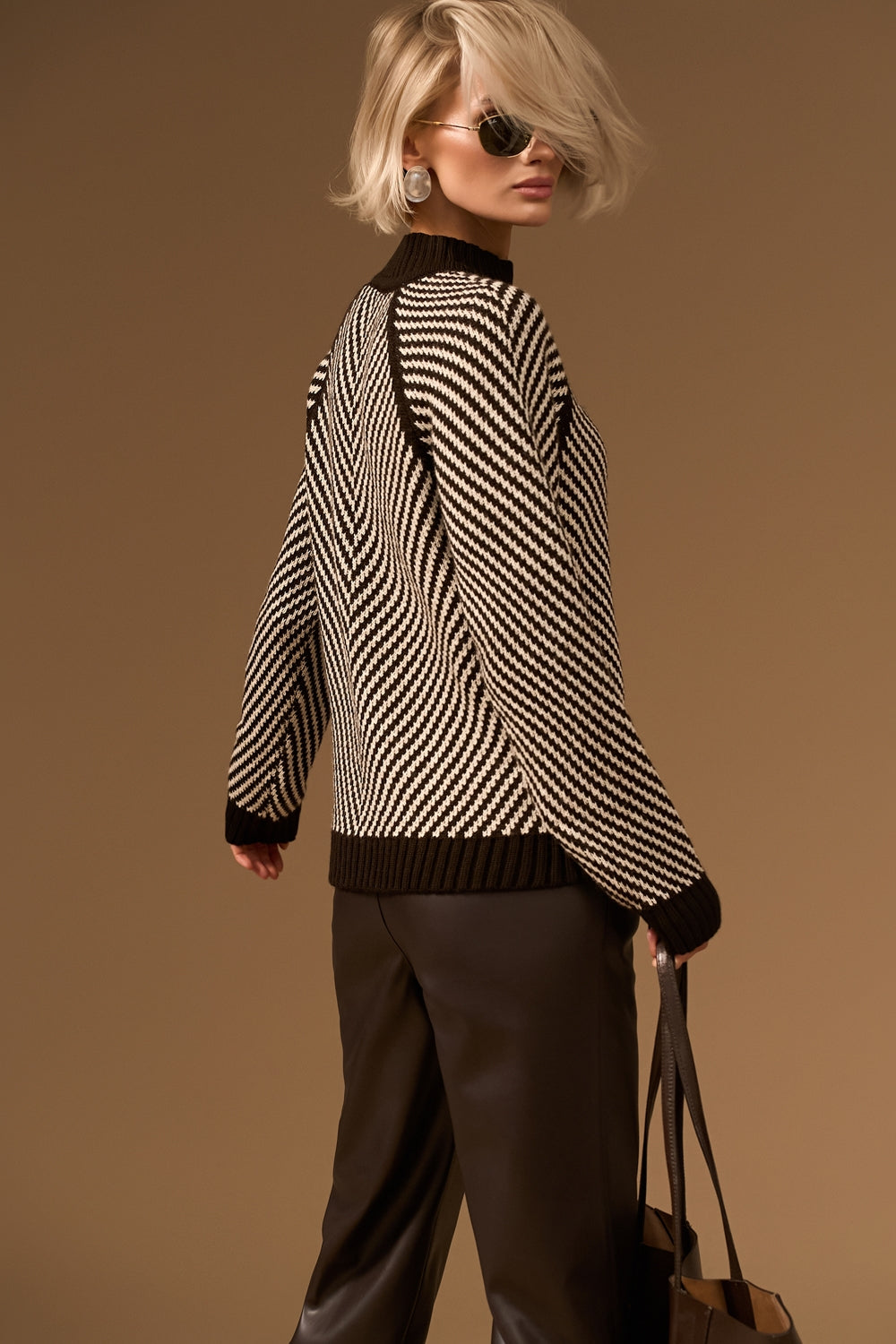 Women’s Wool Chevron Knit Raglan Sweater with Stand Collar