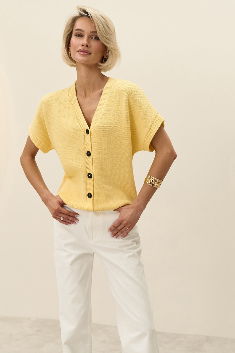 #color_butter yellow