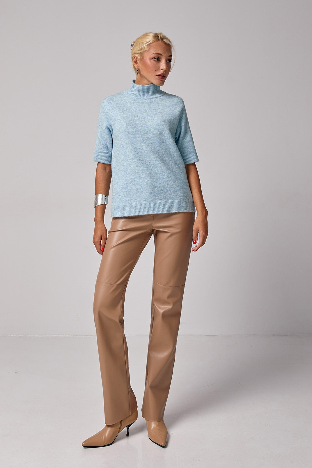 Wool Knit Top with Short Sleeves
