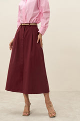 #color_burgundy red