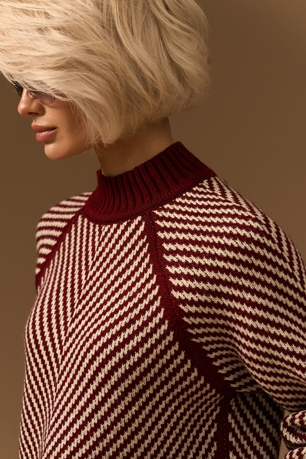 Women’s Wool Chevron Knit Raglan Sweater with Stand Collar