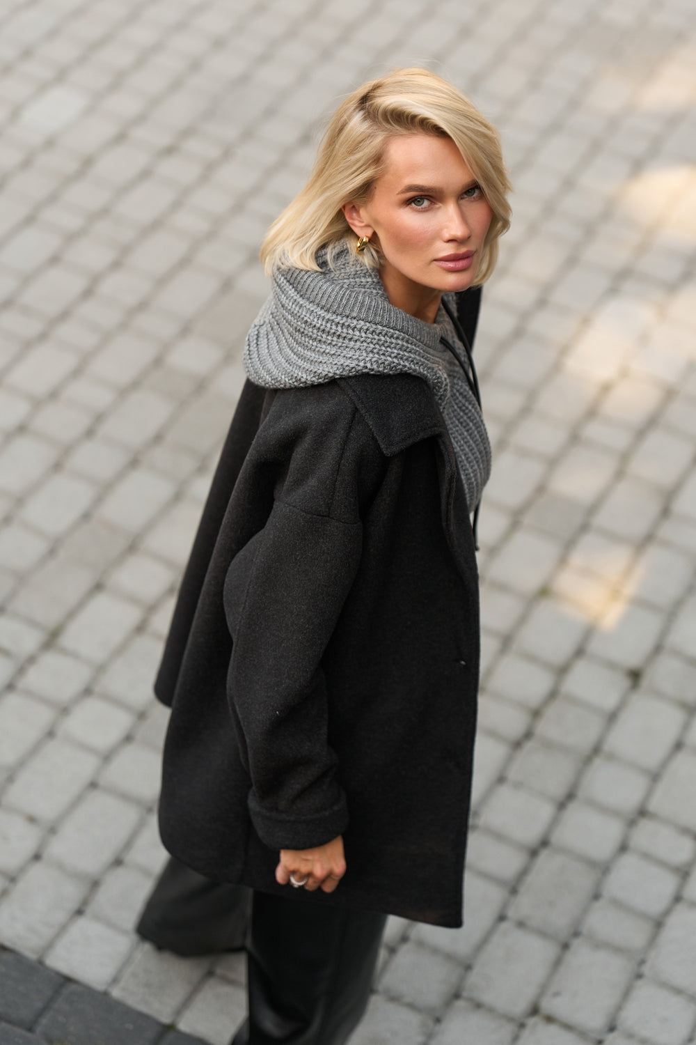 Women’s Wool Knit Hooded Scarf Snood with Drawstring