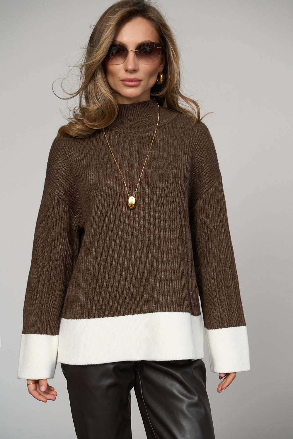#color_chestnut brown