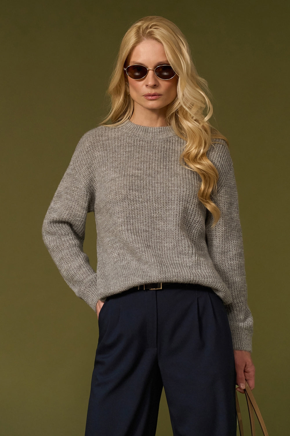 Women's wool alpaca crew neck sweater with long sleeves