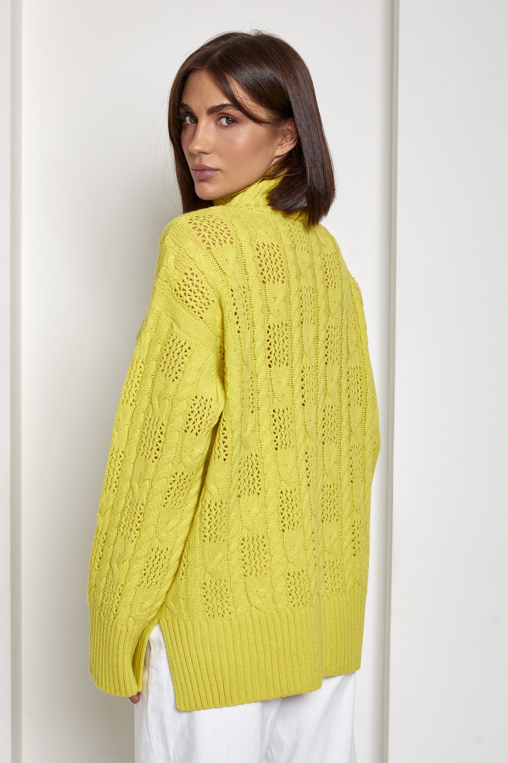 #color_lime yellow