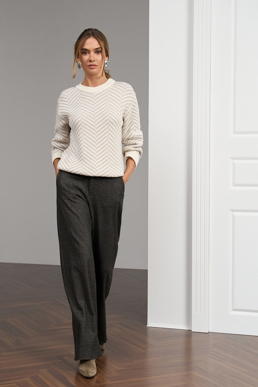 Merino Alpaca Wool Sweater with Textured Knit, Ivory Chevron