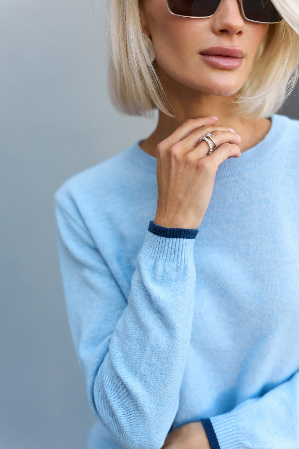 Women’s Lambswool Cashmere Crew Neck Sweater with Contrast Trim
