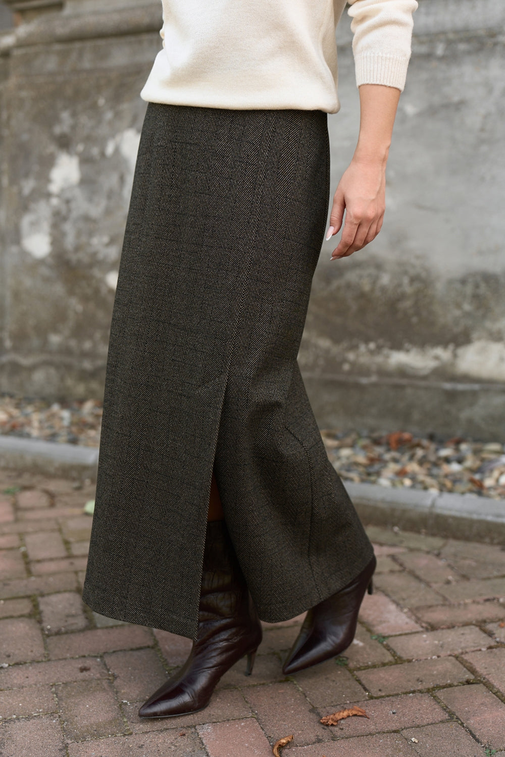 Women’s Wool Maxi Skirt Front Slit Straight Fit