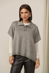 Wollstrick-Poncho-Weste mit Polokragen, Grau