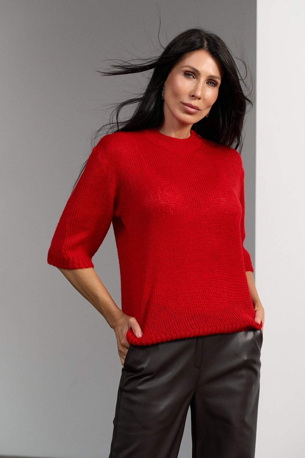 #color_crimson red