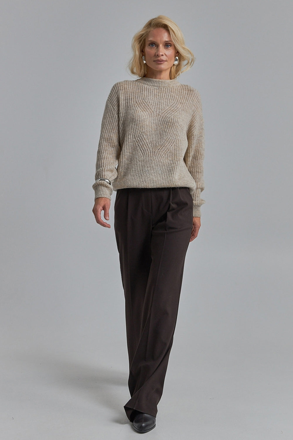 #color_linen beige