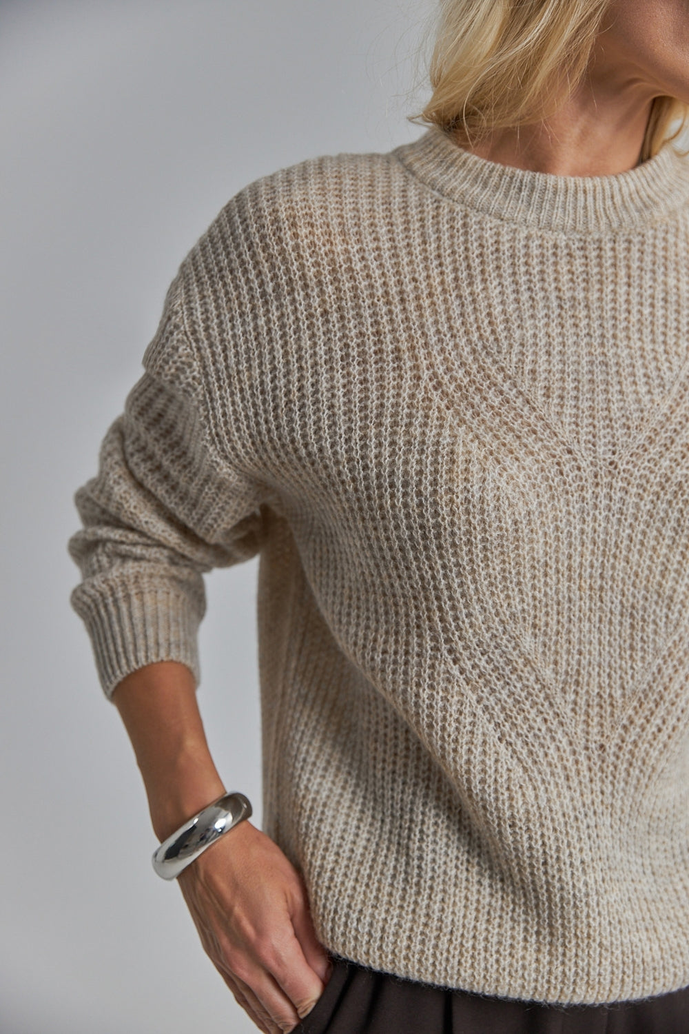 #color_linen beige