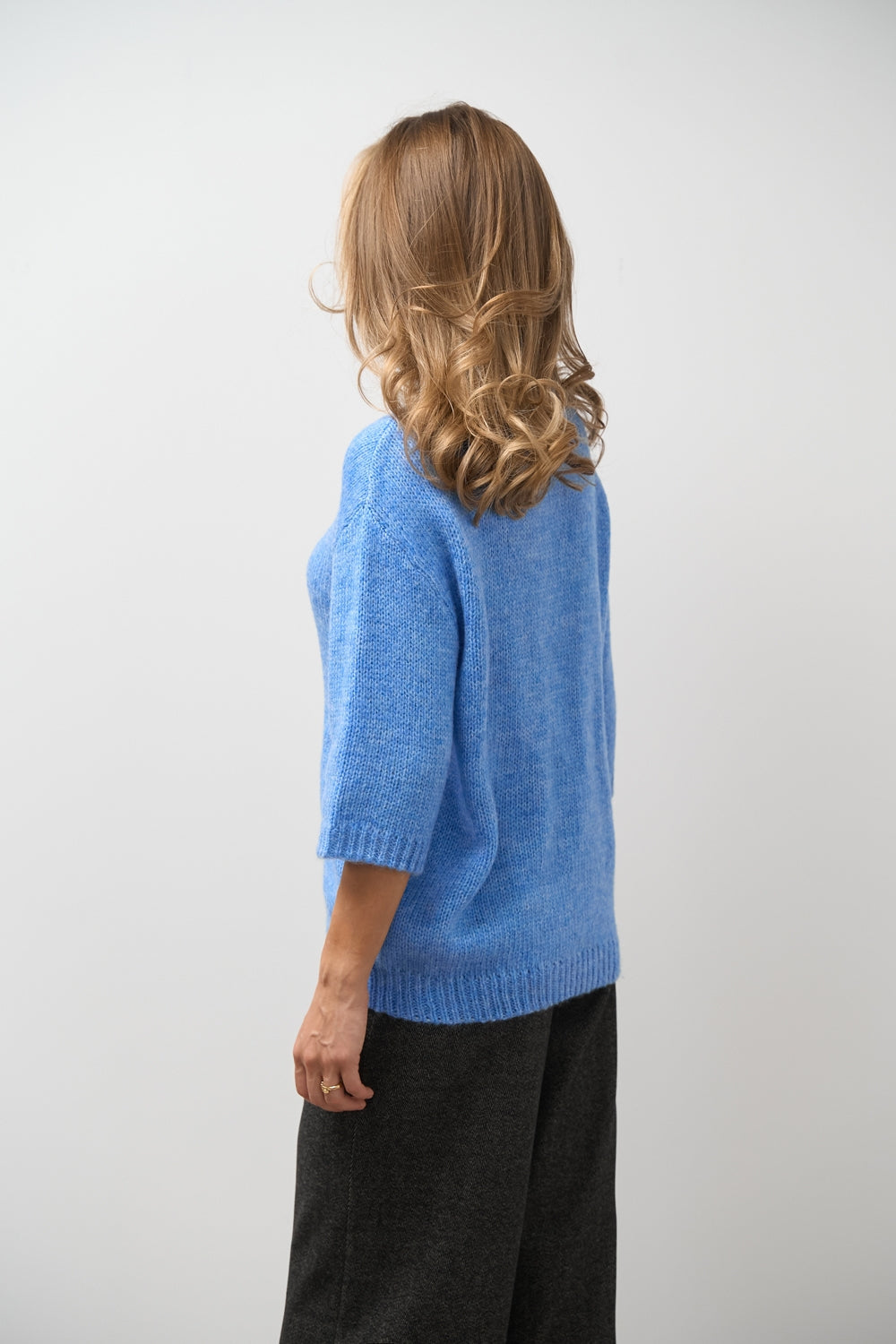 #color_azure blue