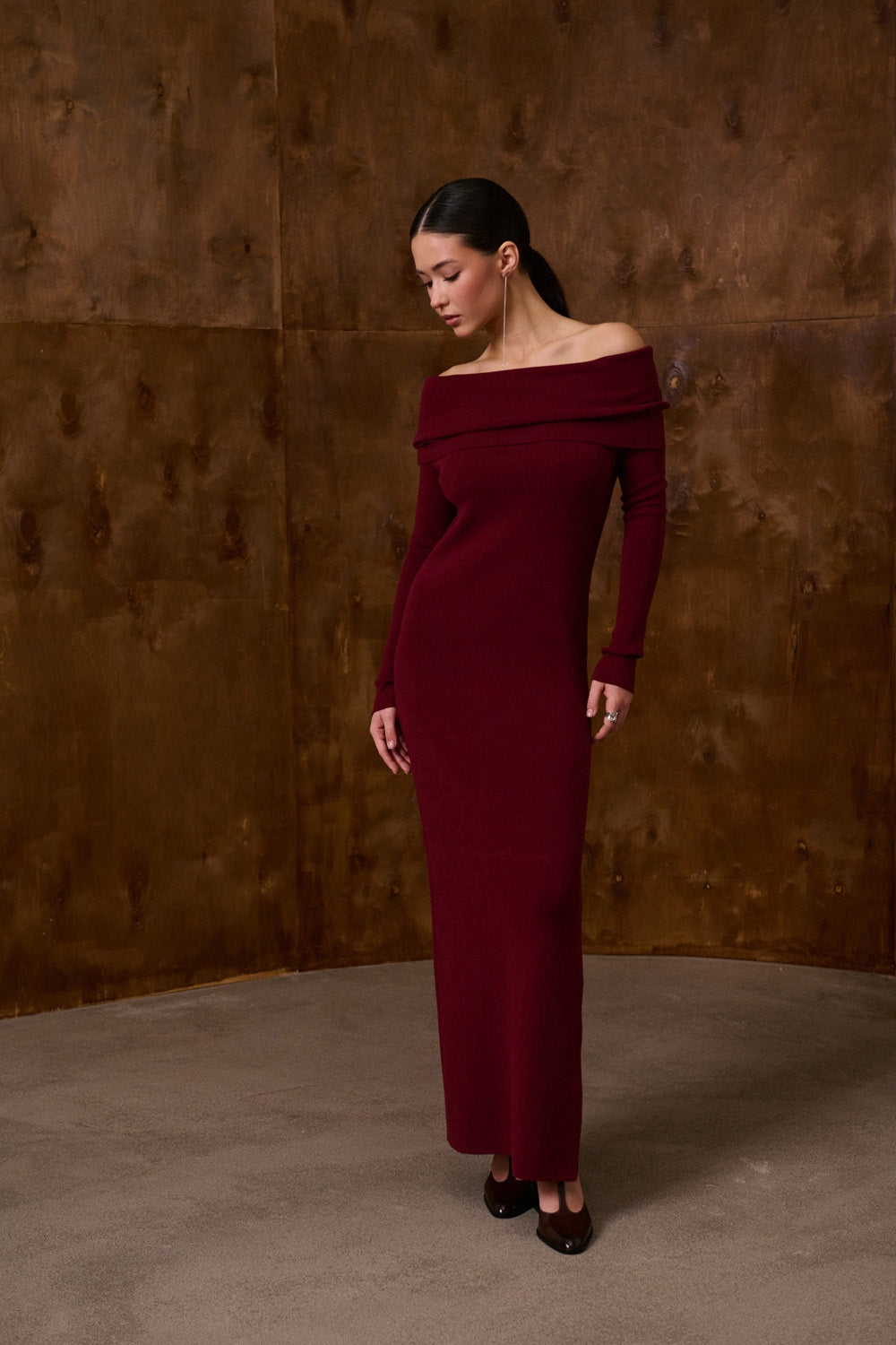 #color_burgundy red
