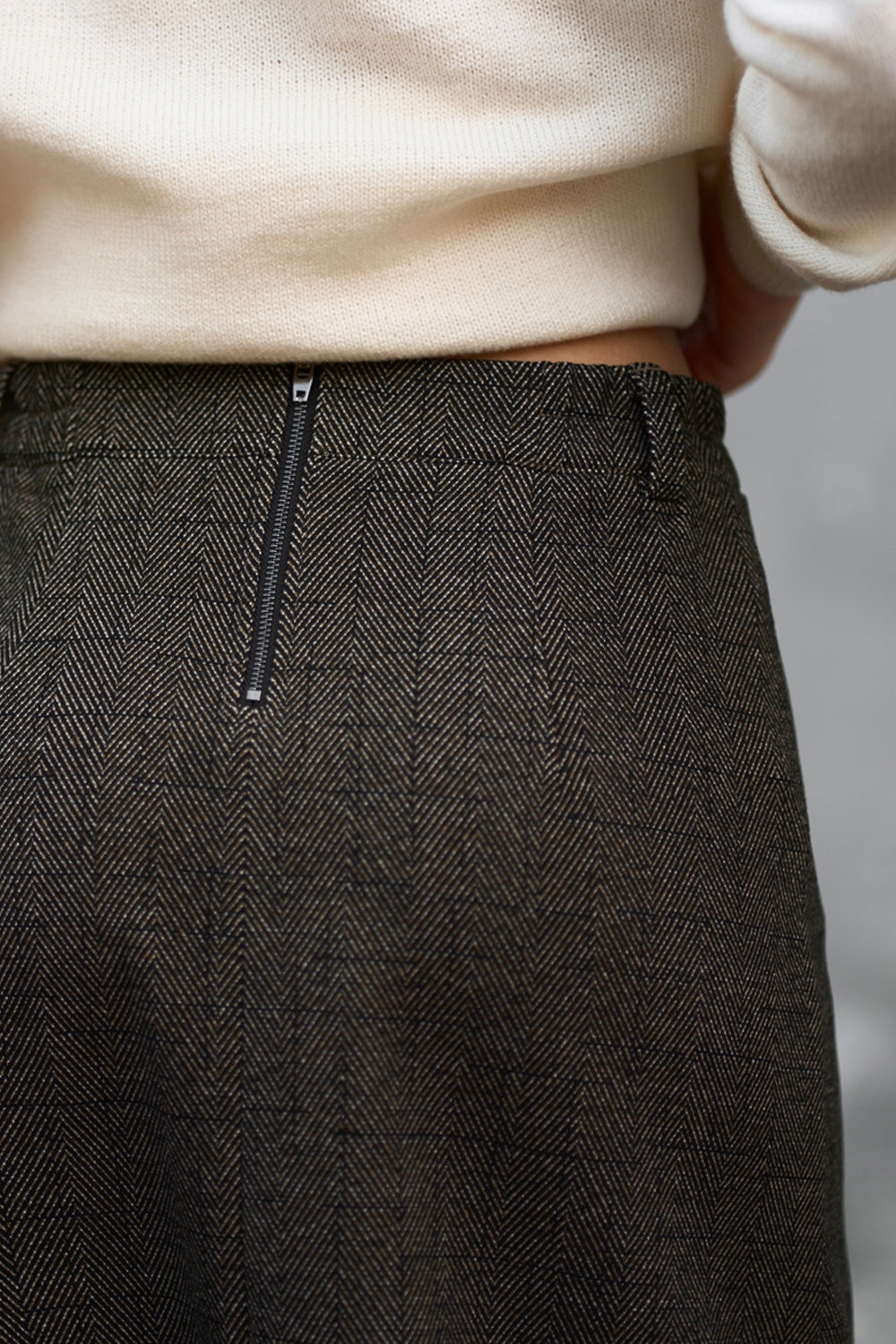 Women’s Wool Maxi Skirt Front Slit Straight Fit