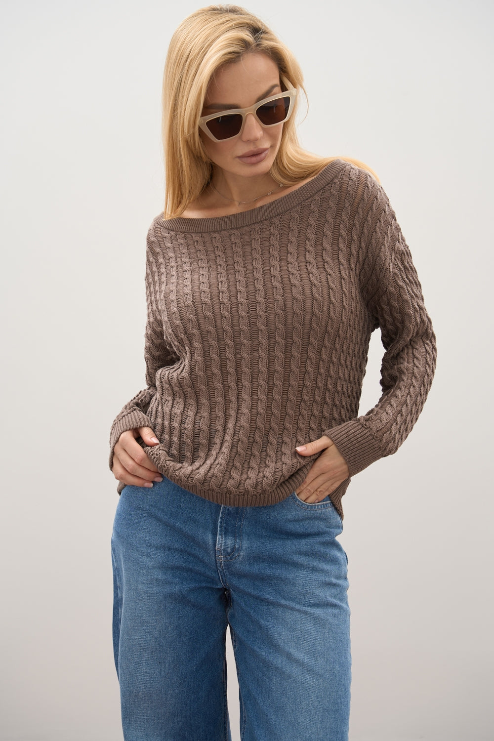 #color_mocha taupe