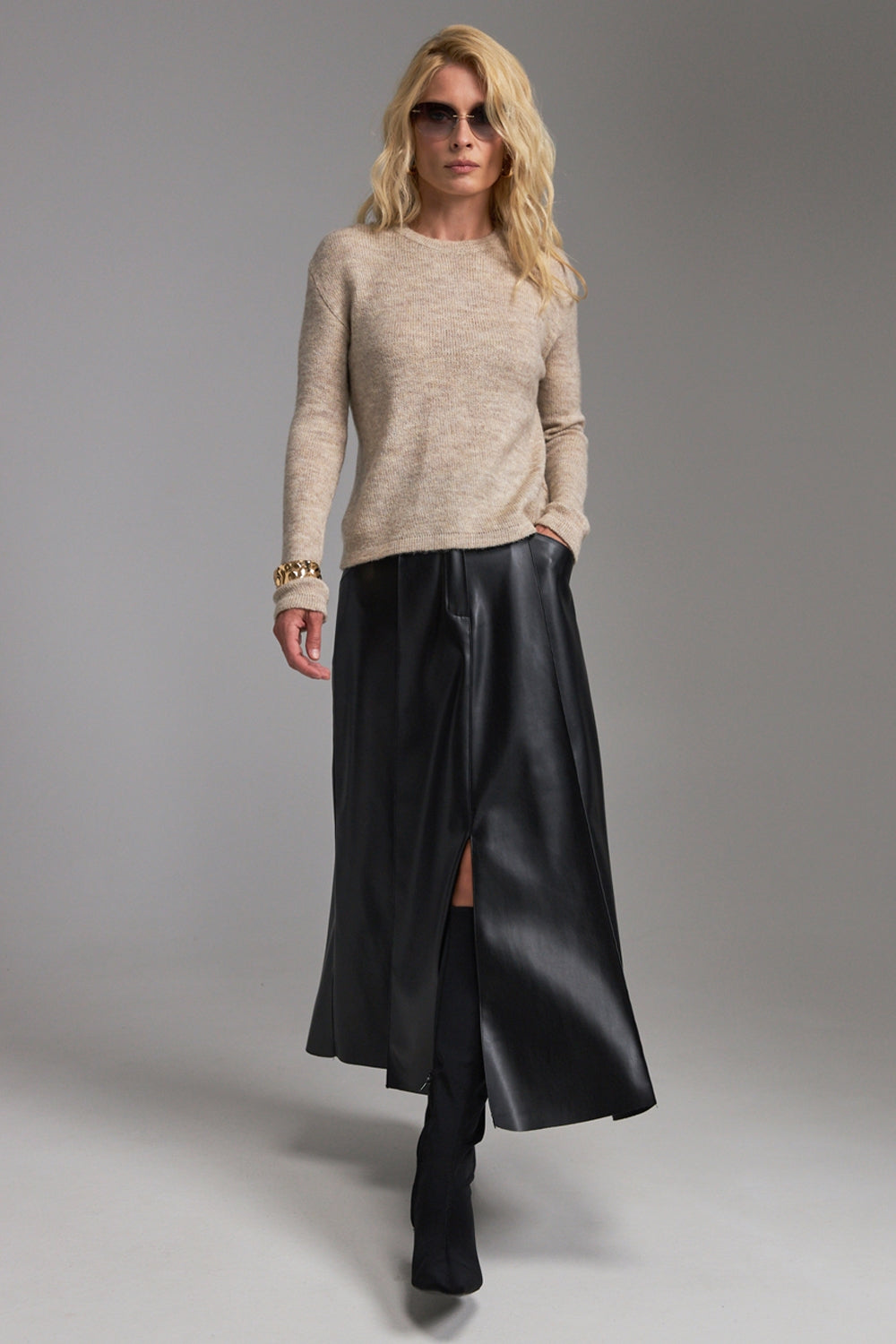 #color_linen beige