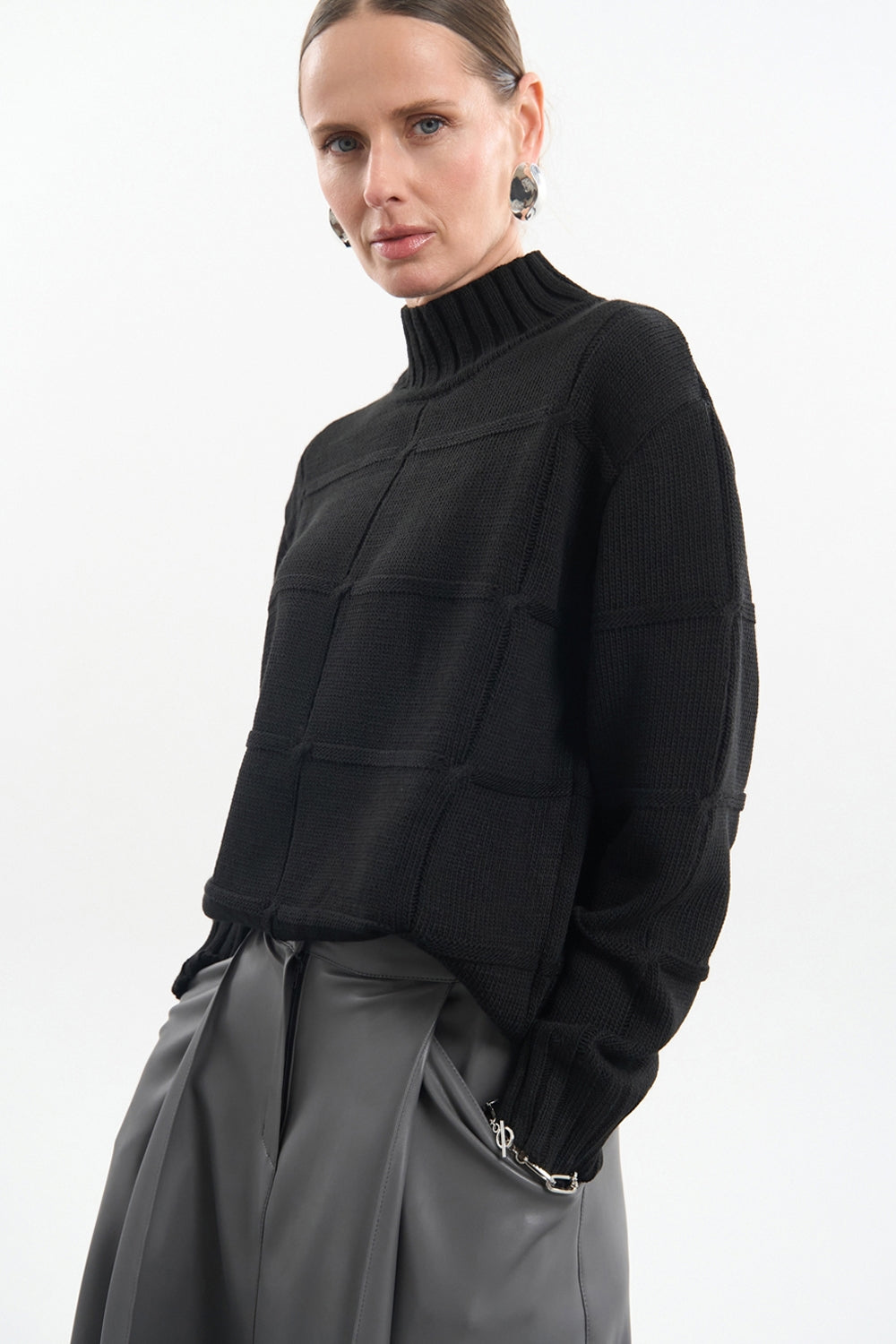 #color_black