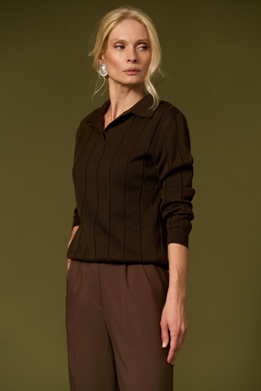 Chocolate brown women's cashmere polo sweater with open collar and textured knit