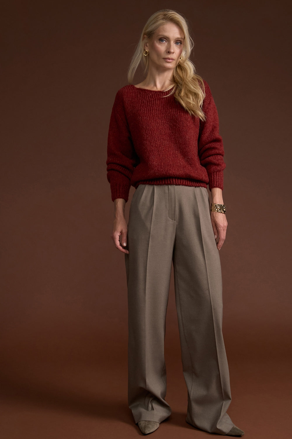 #color_burgundy red