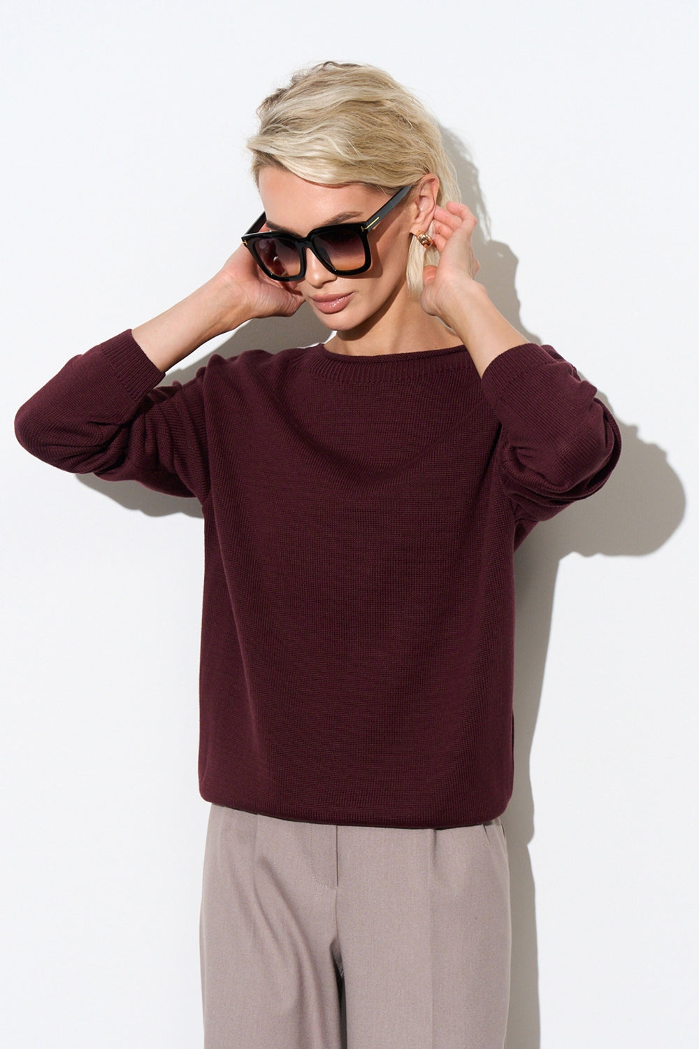 #color_burgundy red