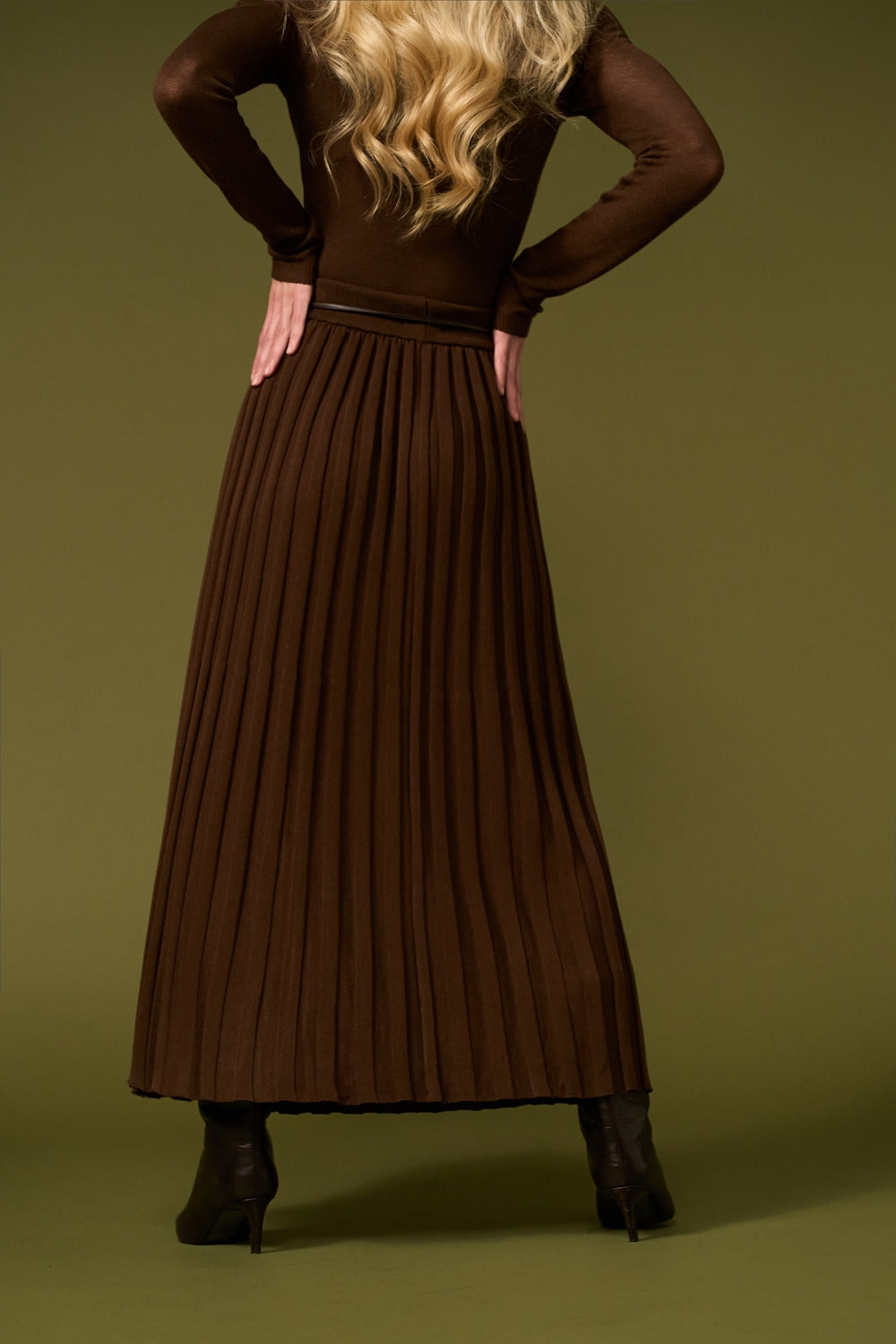 Cotton Knit Pleated Midi Skirt