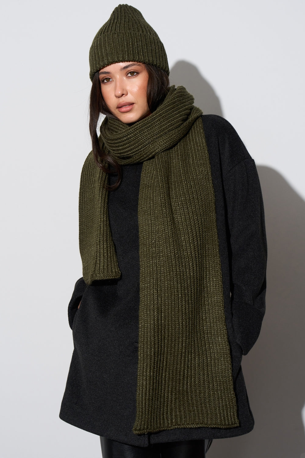 Women’s Wool Ribbed Knit Long Scarf