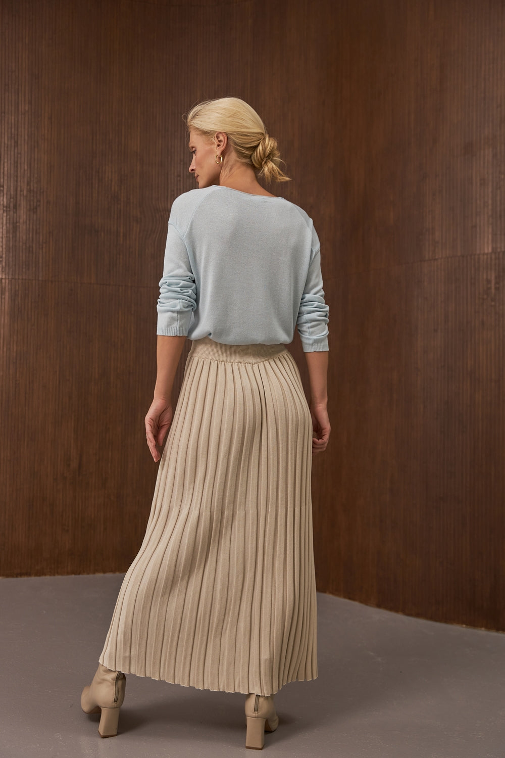 Cotton Knit Pleated Midi Skirt