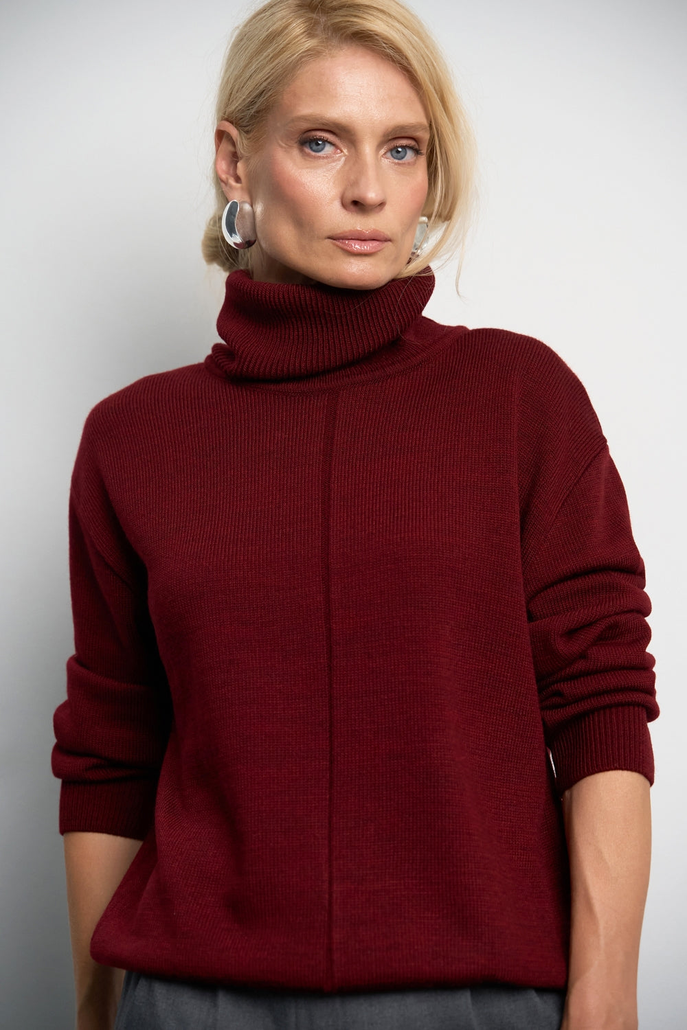 #color_burgundy red