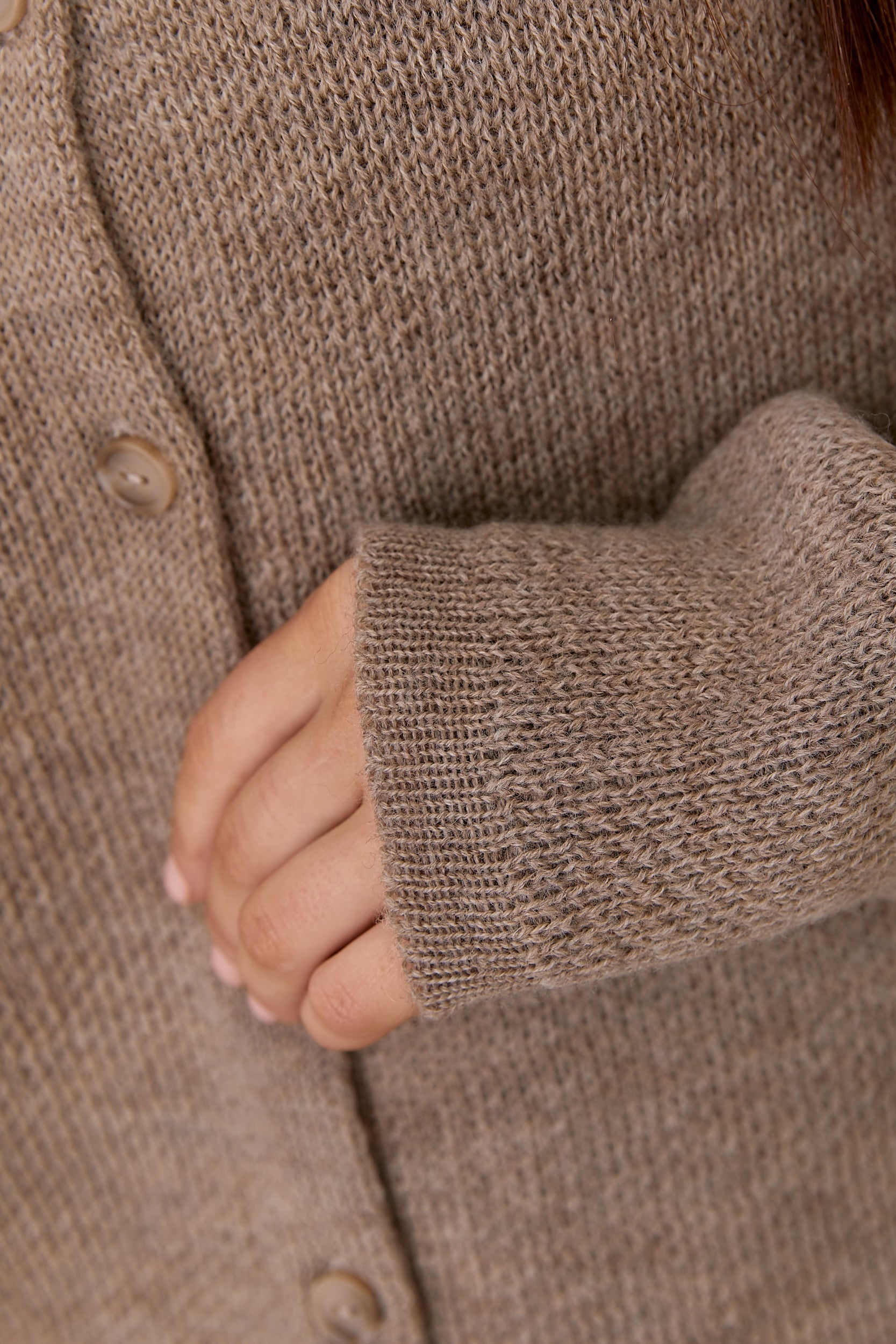 #color_taupe beige