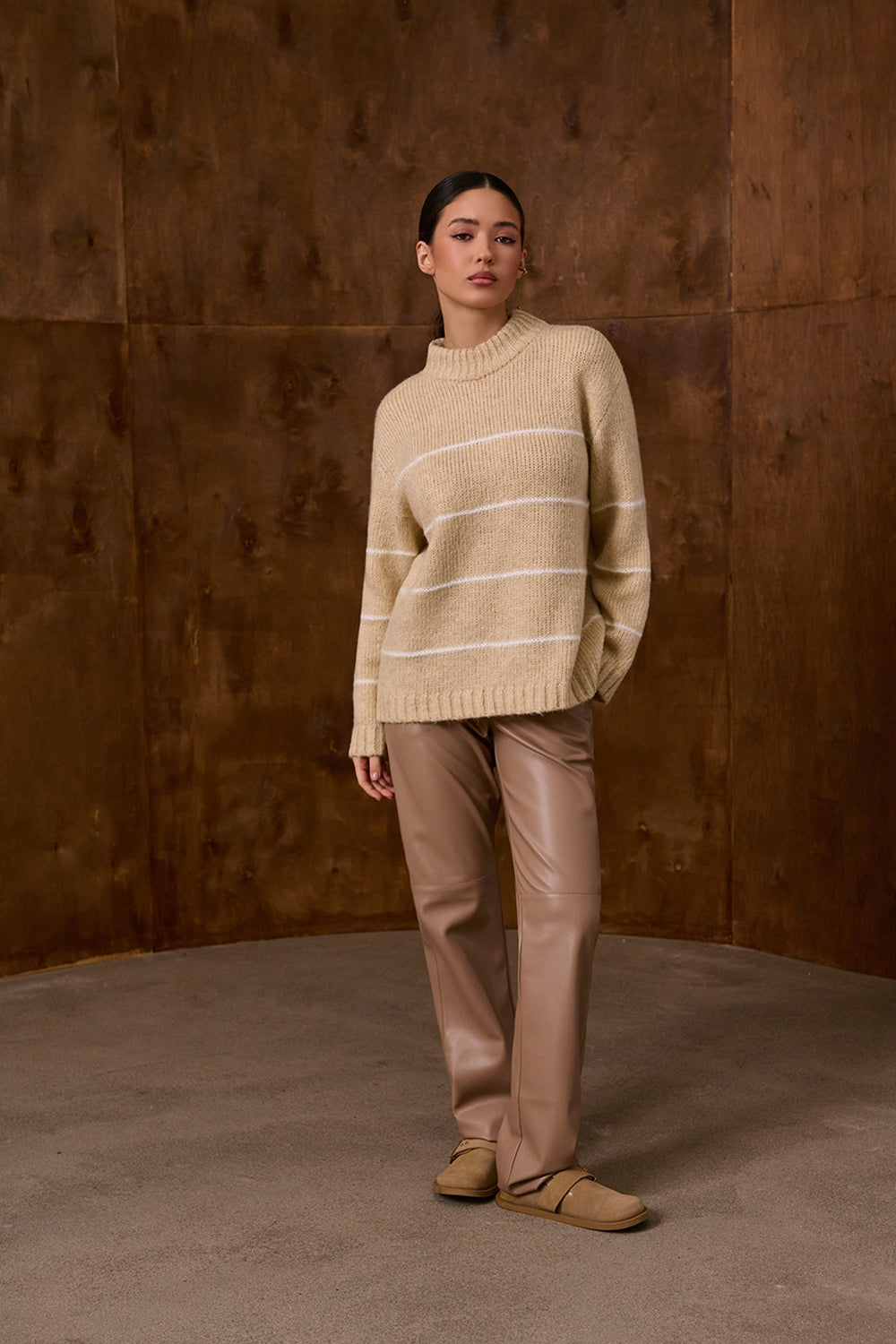 #color_warm beige