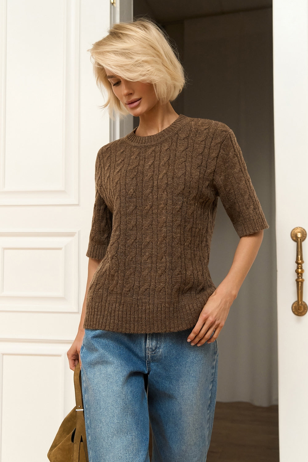 #color_chestnut brown