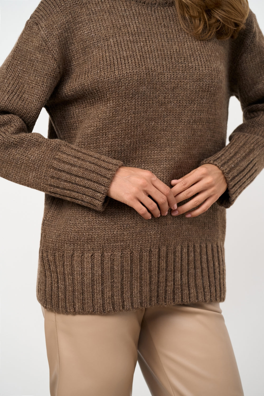 #color_chestnut brown