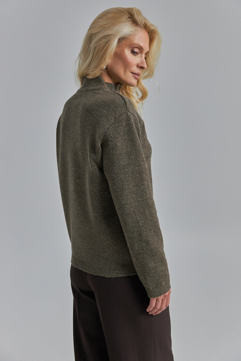 #color_moss taupe