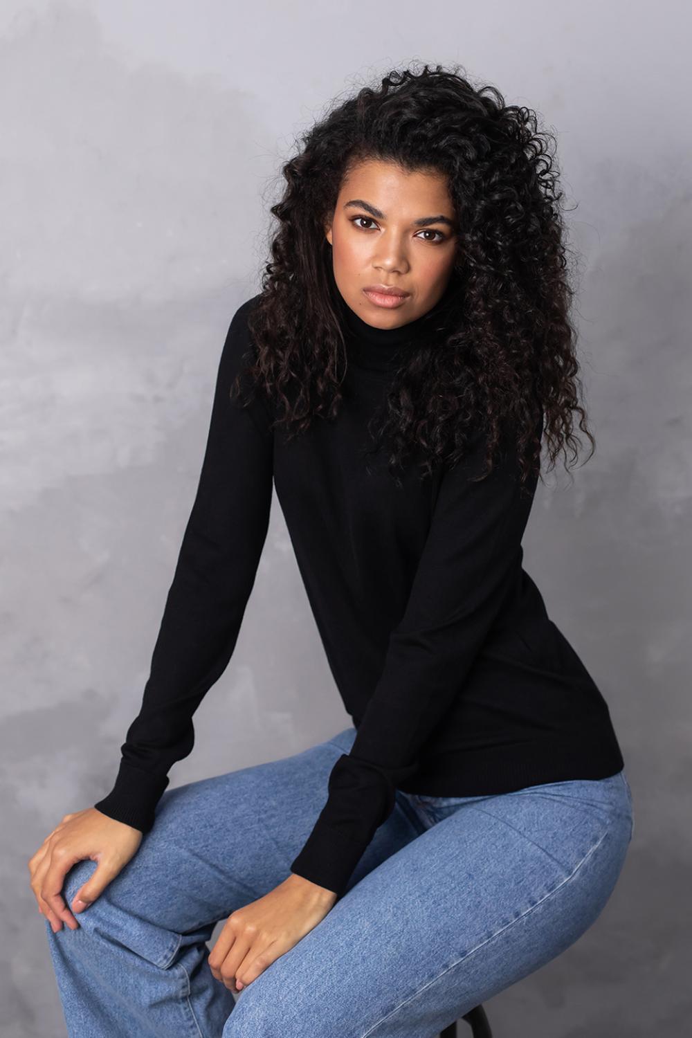 100% Wool Turtleneck Sweater, Black